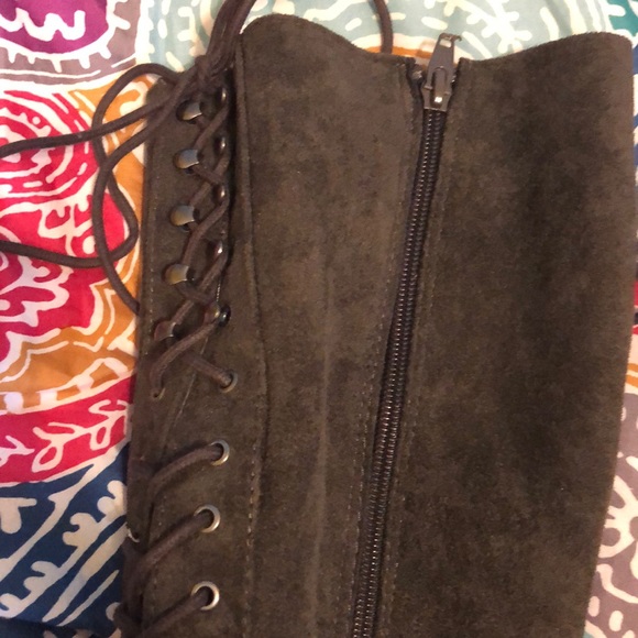 NWOT knee high lace up boots sz10 - Picture 3 of 4